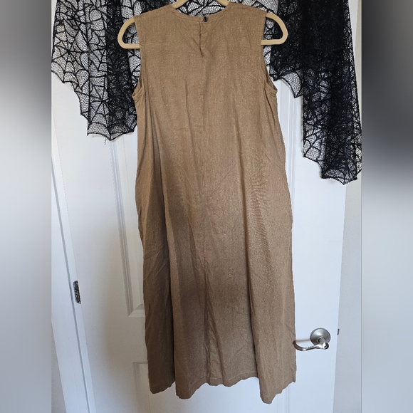 GU linen dress - Picture 2 of 5